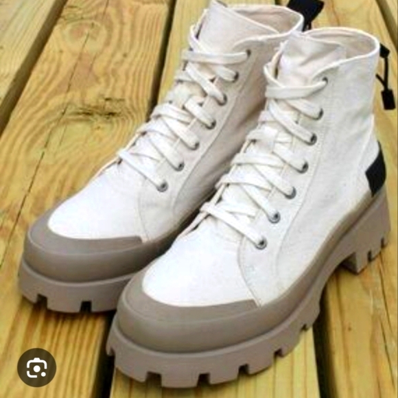 Shoes - ZARA Cream Lace-Up High-Top Boots